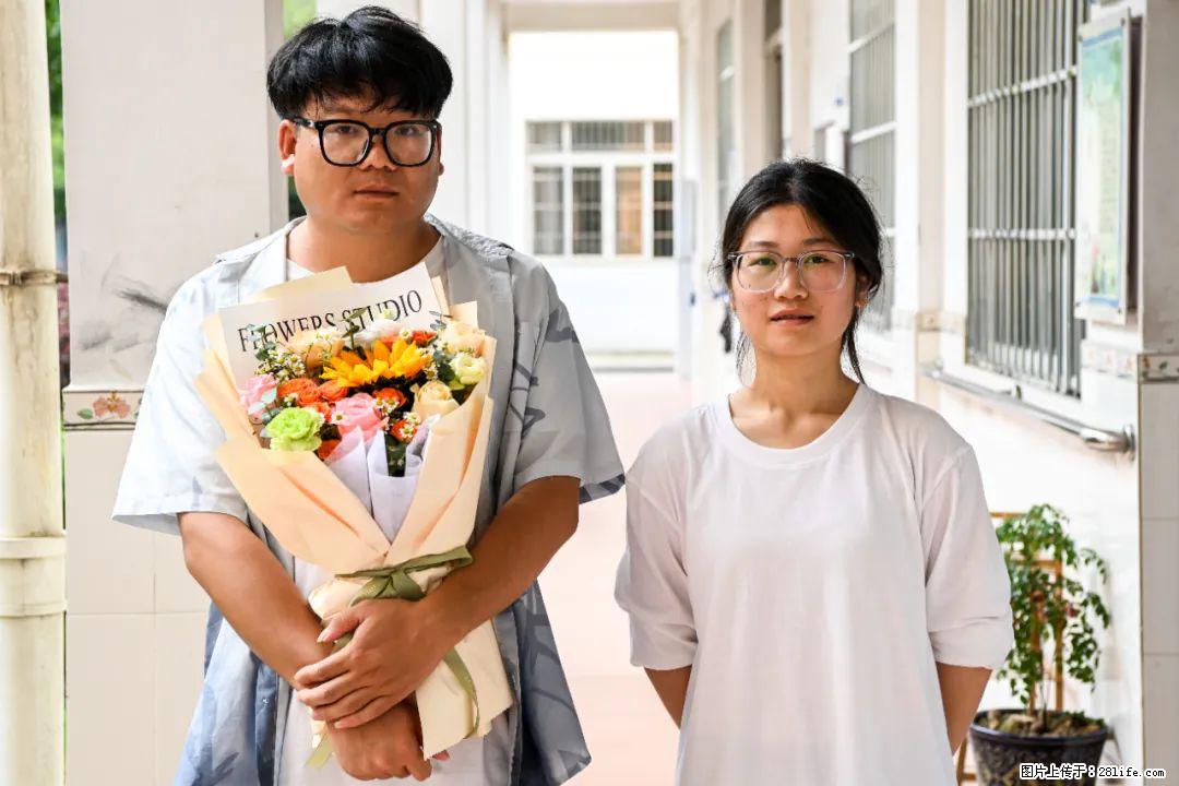 全网追的“扁担女孩”，找了一份暑假工，时薪12元 - 吐鲁番生活资讯 - 吐鲁番28生活网 tlf.28life.net